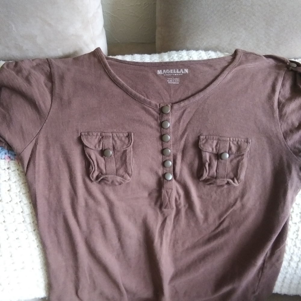 Short sleeve casual blouse